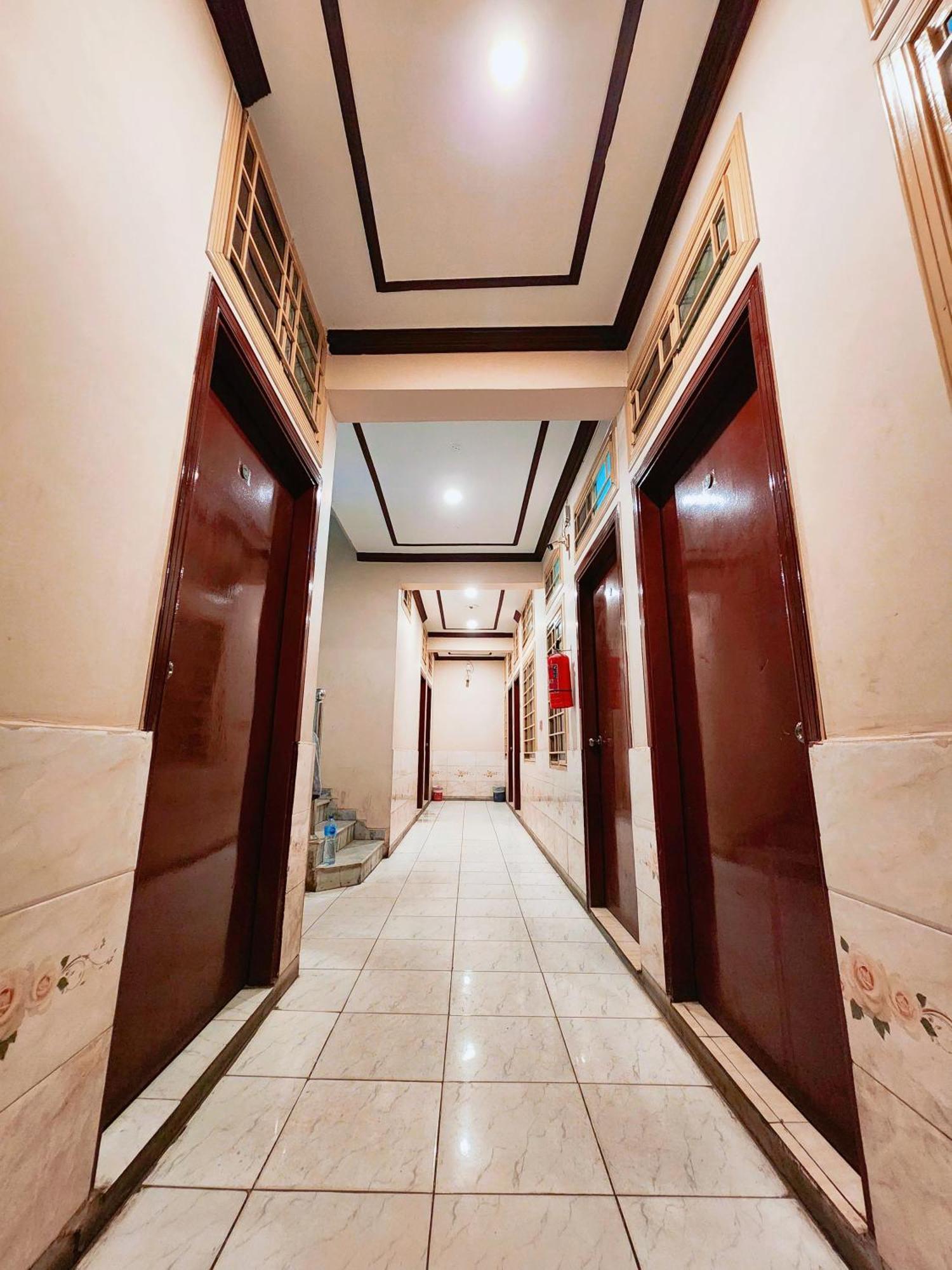 Hotel New Taj International Равалпинди Екстериор снимка